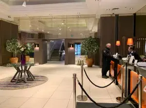 DoubleTree+Glasgow+Check-In+Area.webp